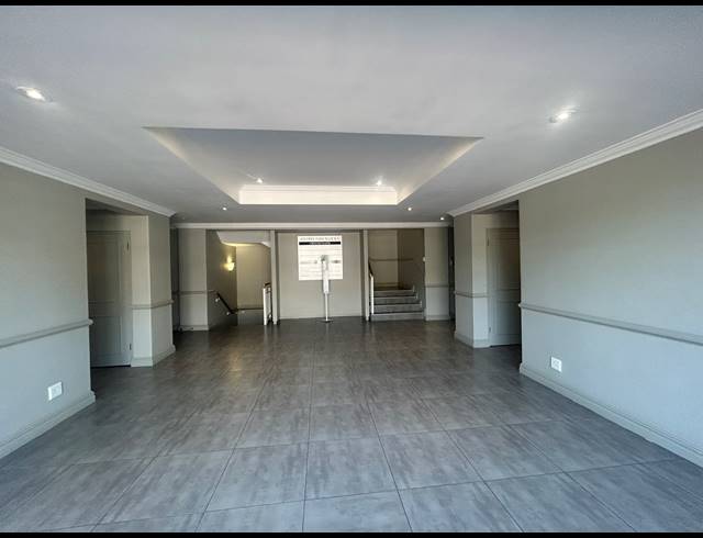 330M² OFFICE TO LET IN KENILWORTH